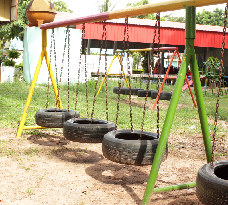 Navigate Hoarder Clean Up with Confidence and Care